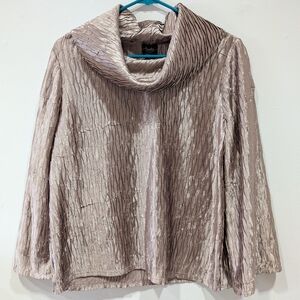 NWT Chicos Travelers Collection Top Metallic Champagne Holiday